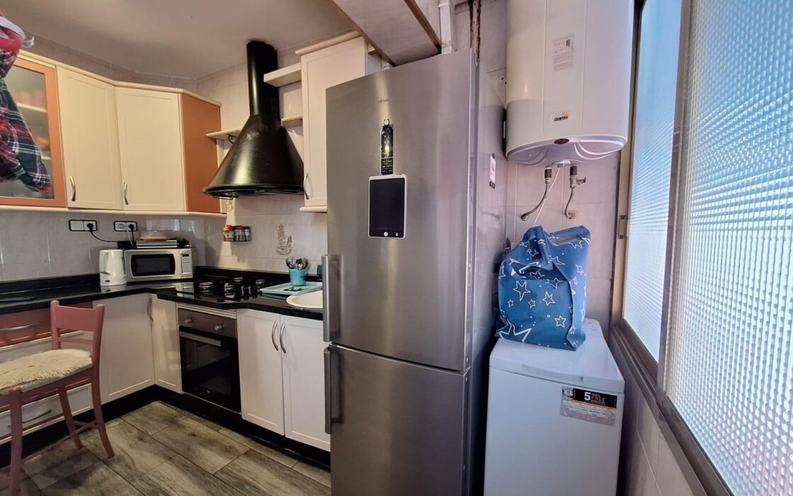 Апартаменты 89 кв.м с террасой в Аликанте 2 спальни