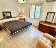 Вілла біля моря в Лас Ротас з садом та терасами 200 кв.м