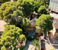 Вілла біля моря в Лас Ротас з садом та терасами 200 кв.м