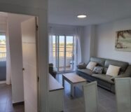 Квартира с 2 спальнями в Пунта Прима у моря с террасой