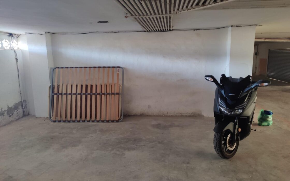 Квартира с 2 спальнями в Пунта Прима у моря с террасой