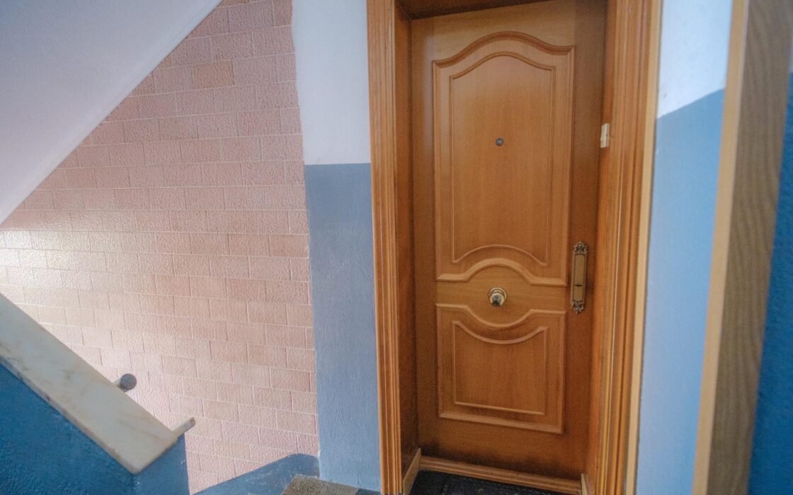 Апартаменты 78 кв.м в Авилесе с 3 спальнями на 1 этаже