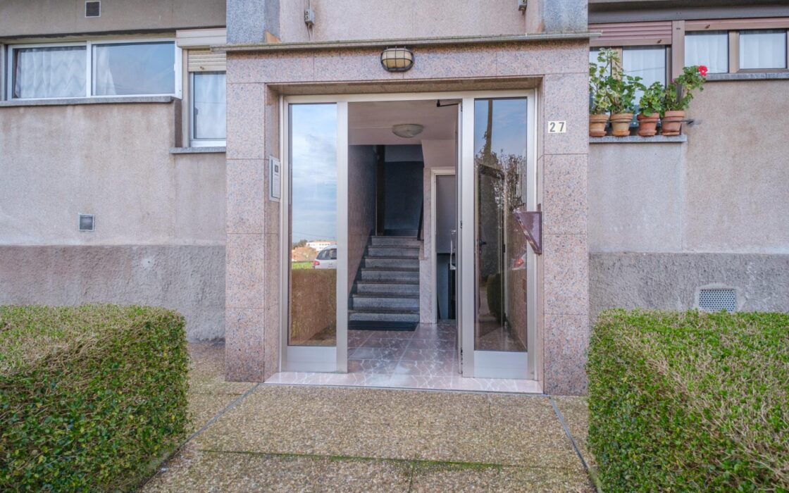 Апартаменты 78 кв.м в Авилесе с 3 спальнями на 1 этаже