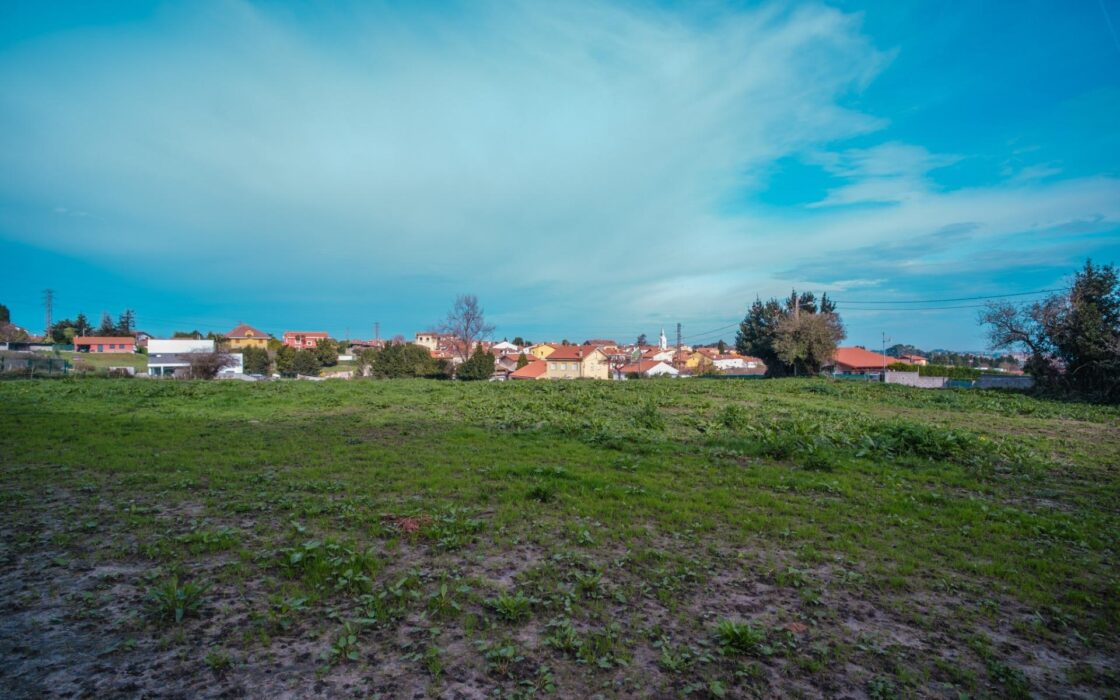 Апартаменты 78 кв.м в Авилесе с 3 спальнями на 1 этаже