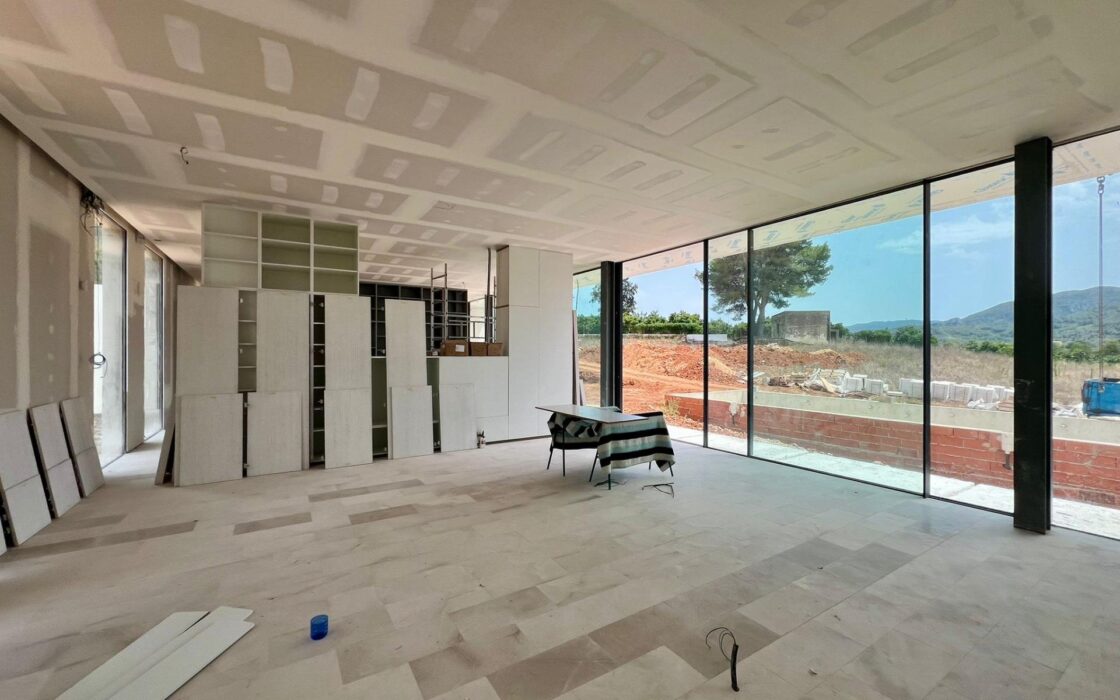 Дом в Alzira 400 кв.м, 4 комнаты, новый у моря