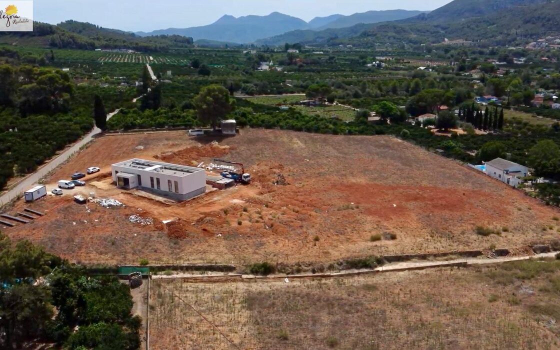 Дом в Alzira 400 кв.м, 4 комнаты, новый у моря