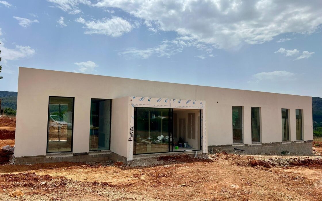 Дом в Alzira 400 кв.м, 4 комнаты, новый у моря