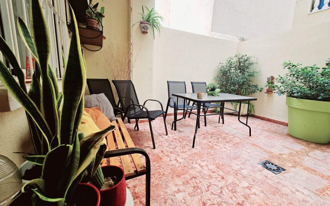 Апартаменты в Торревьехе 46 кв.м, 600 м до моря