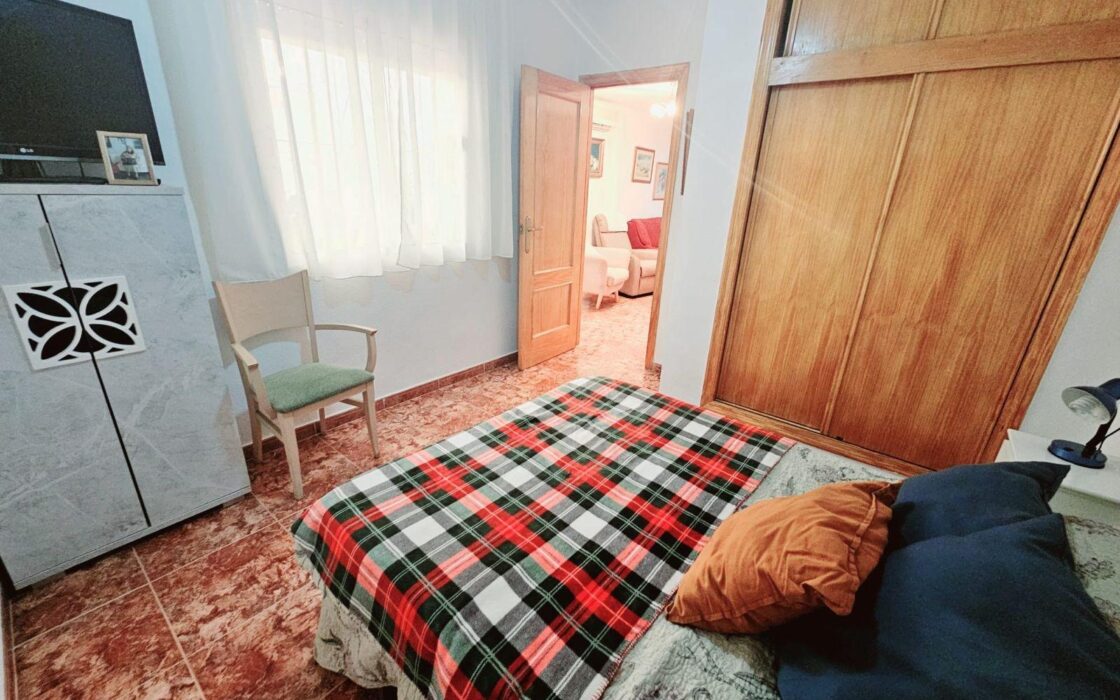 Апартаменты в Торревьехе 46 кв.м, 600 м до моря