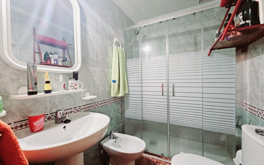 Апартаменты в Торревьехе 46 кв.м, 600 м до моря