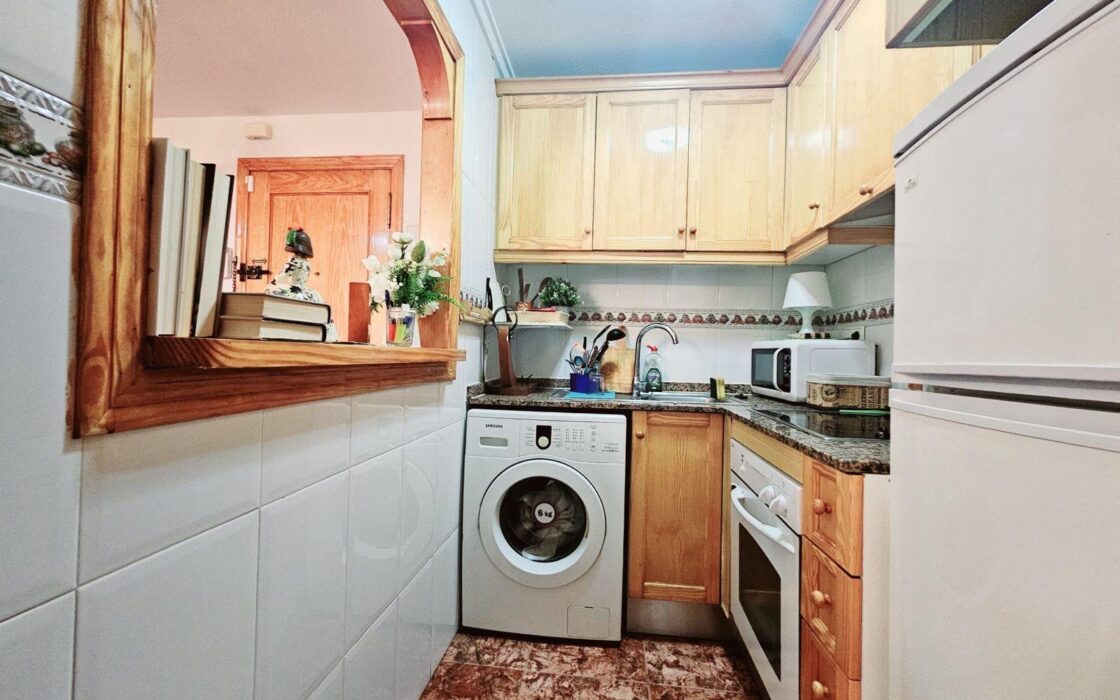 Апартаменты в Торревьехе 46 кв.м, 600 м до моря