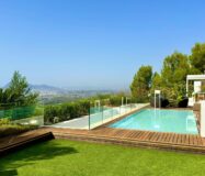 Розкішна вілла в Альтеа з терасою та панорамними видами