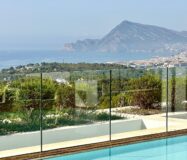 Розкішна вілла в Альтеа з терасою та панорамними видами