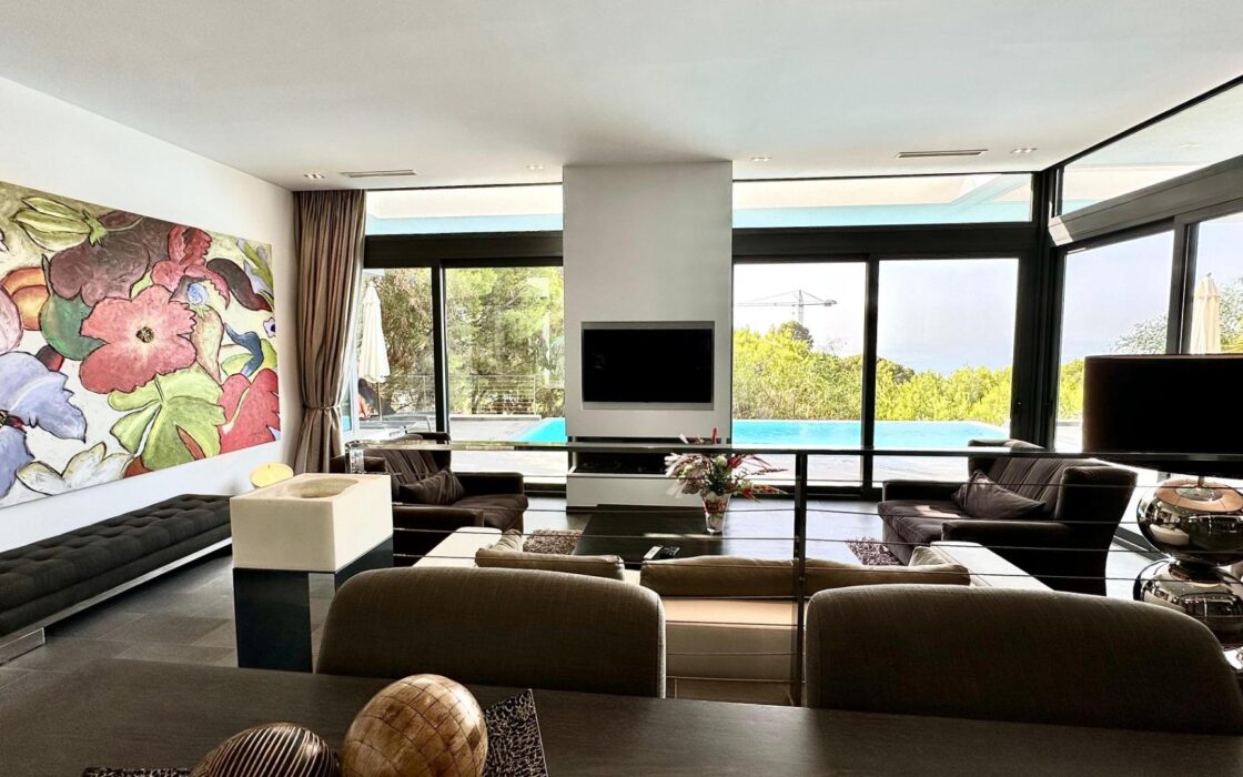 Розкішна вілла в Альтеа з терасою та панорамними видами