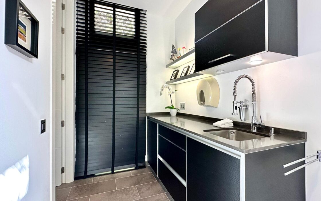 Розкішна вілла в Альтеа з терасою та панорамними видами