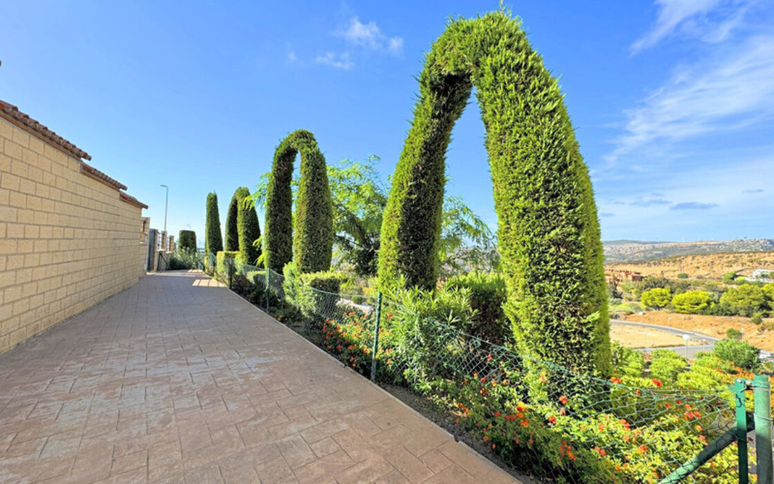 Квартира з терасою та видом на море в Касаресі 61 кв.м