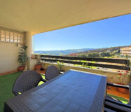 Квартира з терасою та видом на море в Касаресі 61 кв.м