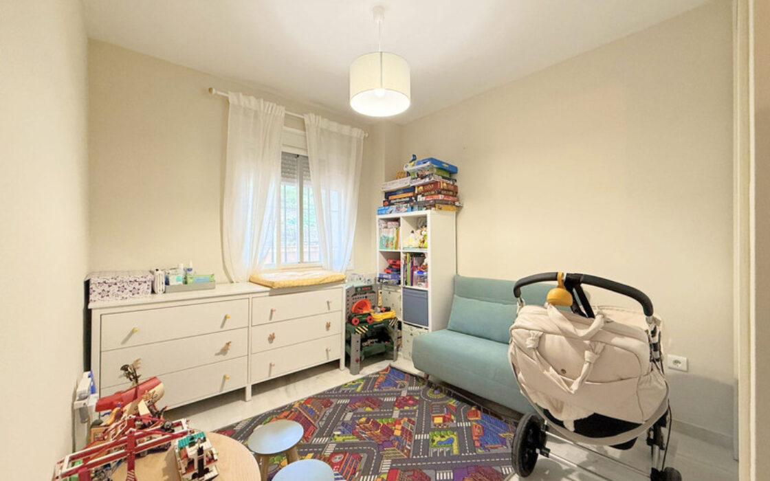 Квартира з терасою та видом на море в Касаресі 61 кв.м