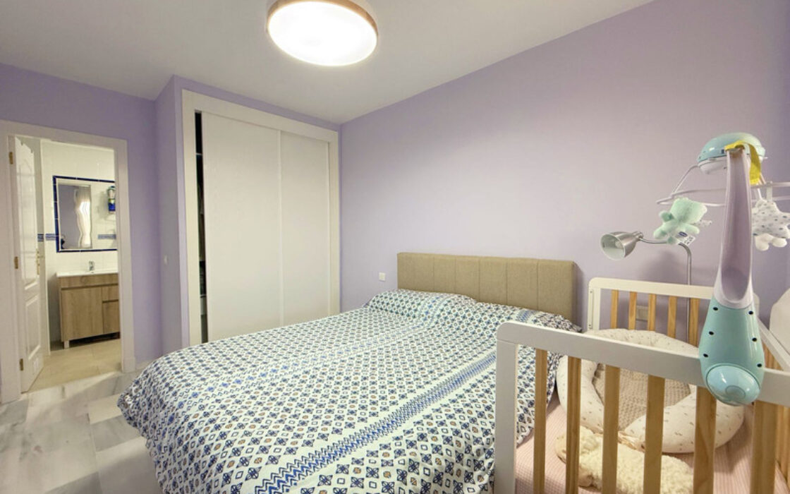 Квартира з терасою та видом на море в Касаресі 61 кв.м