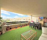 Квартира з терасою та видом на море в Касаресі 61 кв.м