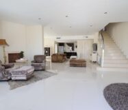 Будинок у Сьюдад Кесада 358 кв.м з терасою та барбекю