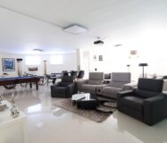 Будинок у Сьюдад Кесада 358 кв.м з терасою та барбекю