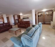 Простора квартира в Альтеа Хіллс з терасою та видом на море