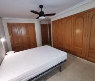 Простора квартира в Альтеа Хіллс з терасою та видом на море