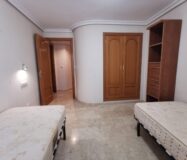 Простора квартира в Альтеа Хіллс з терасою та видом на море