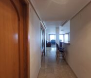 Простора квартира в Альтеа Хіллс з терасою та видом на море