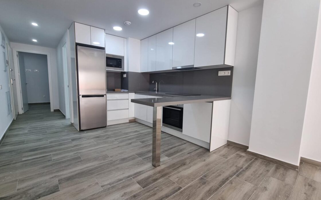 Апартаменты 108 кв.м в Торревьехе 200 м от моря