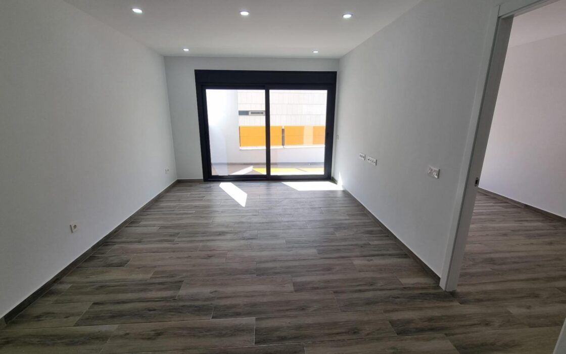 Апартаменты 108 кв.м в Торревьехе 200 м от моря