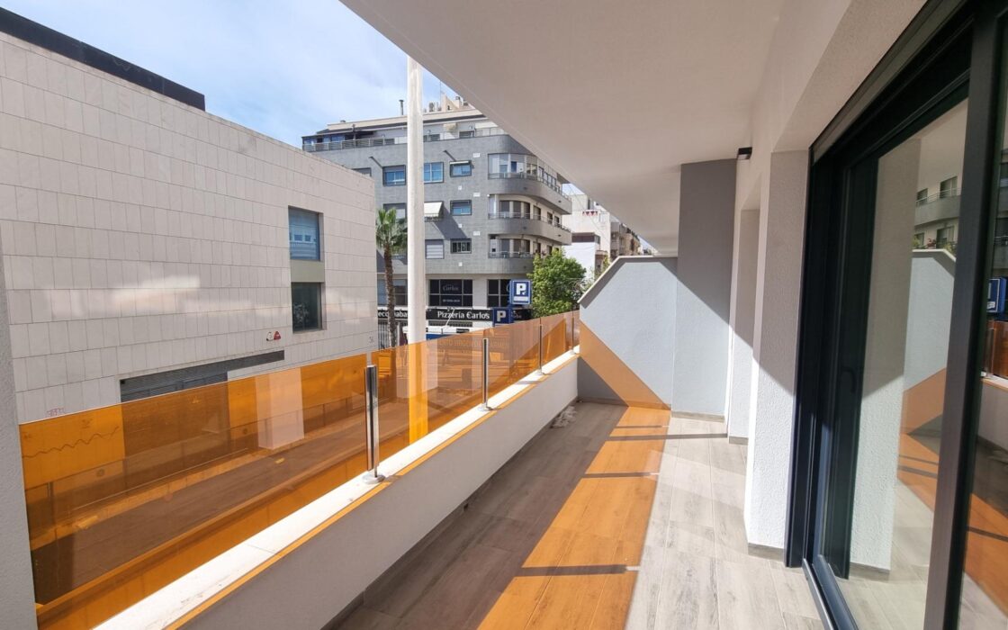 Апартаменты 108 кв.м в Торревьехе 200 м от моря