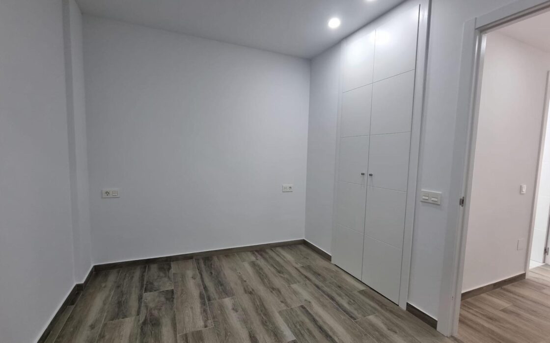 Апартаменты 108 кв.м в Торревьехе 200 м от моря