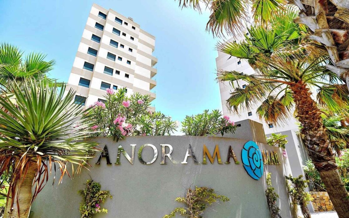 Апартаменты с террасой в Торревьехе 154 кв.м у моря