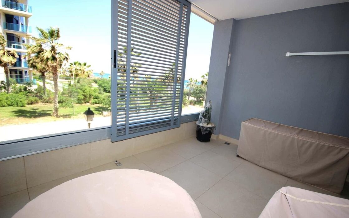 Апартаменты с террасой в Торревьехе 154 кв.м у моря