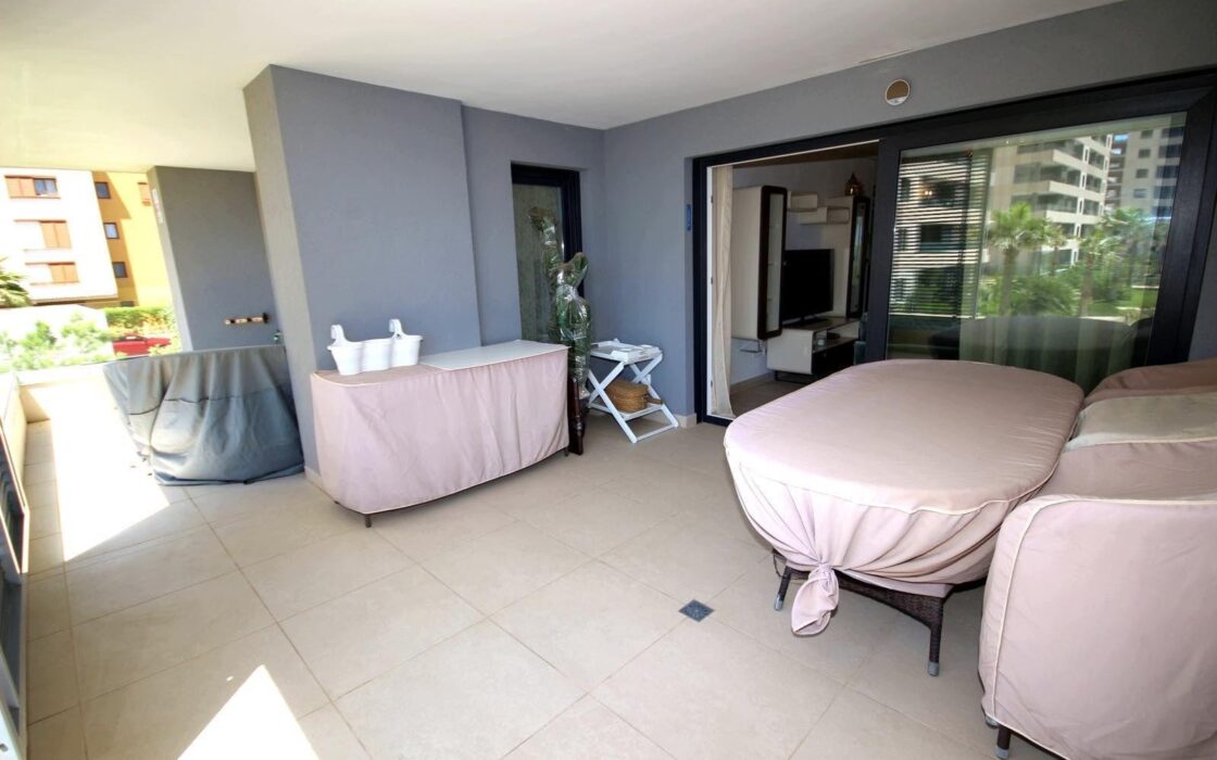 Апартаменты с террасой в Торревьехе 154 кв.м у моря