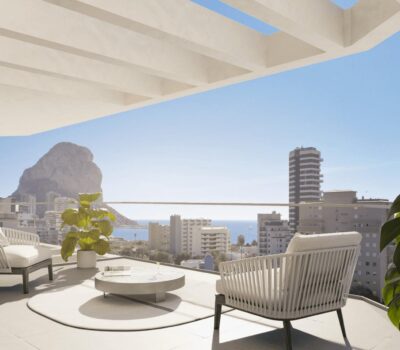 Нові квартири в Кальпе з видом на море у пляжу
