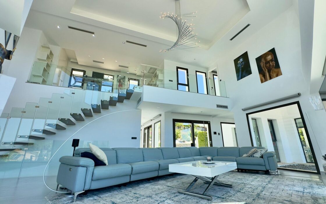 Вілла в Хавеа, 521 кв.м, з терасами та видами на море