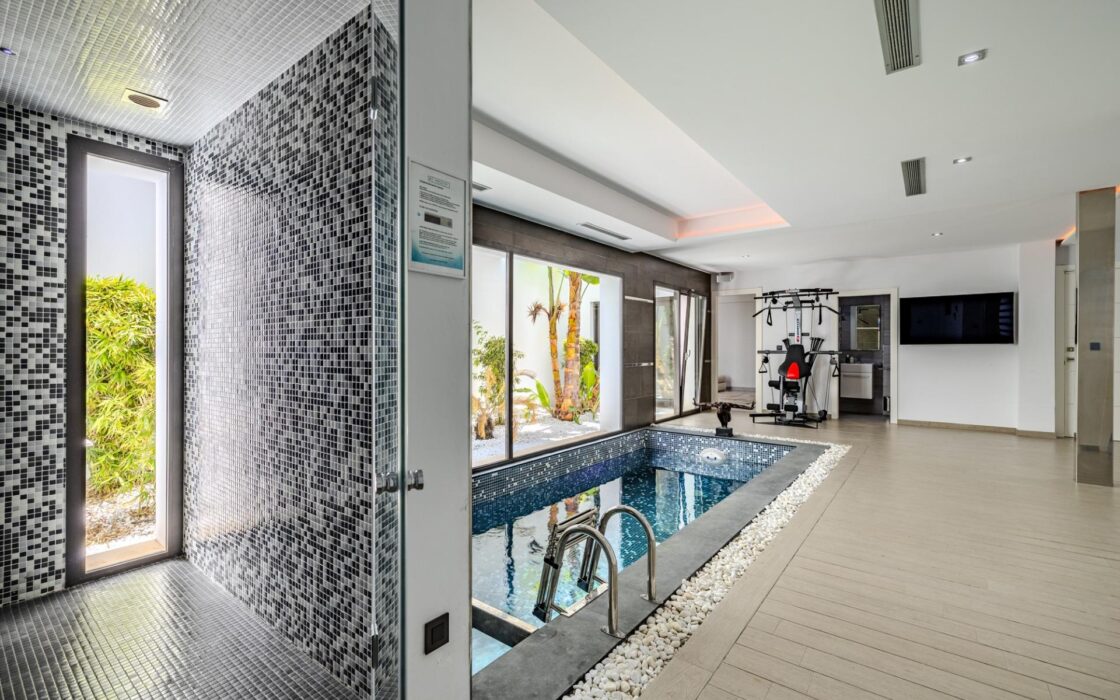 Вілла в Хавеа, 521 кв.м, з терасами та видами на море