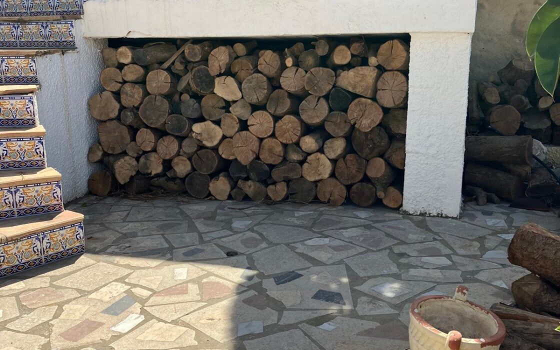 Вілла в Альбірі з терасою та панорамним видом 380 кв.м