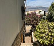 Вілла в Альбірі з терасою та панорамним видом 380 кв.м