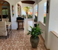 Вілла в Альбірі з терасою та панорамним видом 380 кв.м