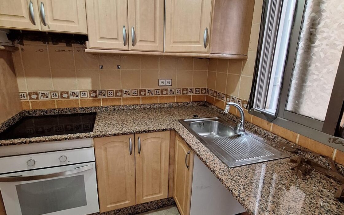 Апартаменты 74 кв.м с террасой в Торревьехе у моря