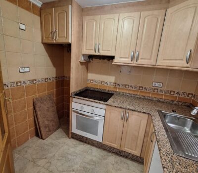 Апартаменти 74 кв.м з терасою в Торрев’єсі біля моря