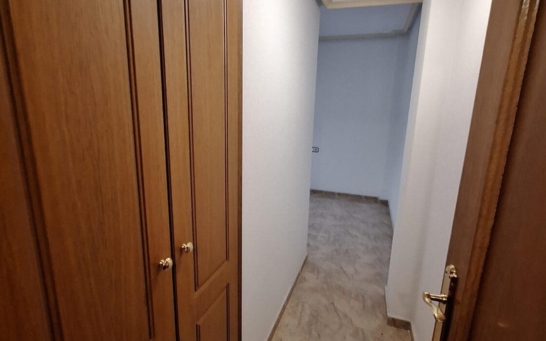 Апартаменты 74 кв.м с террасой в Торревьехе у моря