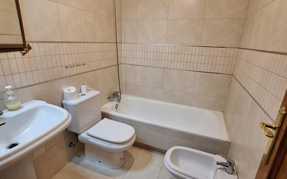 Апартаменты 74 кв.м с террасой в Торревьехе у моря