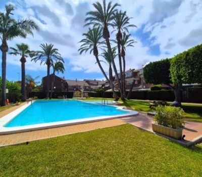 Бунгало в Ла-Альбуферете, 4 кімнати, тераса, 650 м до моря