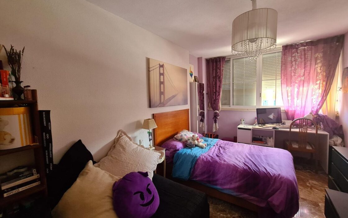 Бунгало в Ла-Альбуферете, 4 комнаты, терраса, 650 м до моря