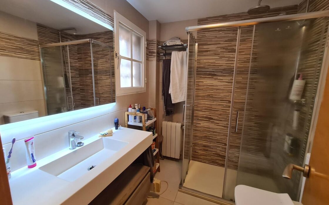 Бунгало в Ла-Альбуферете, 4 комнаты, терраса, 650 м до моря